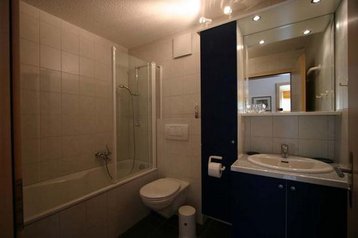 Suiza Privát Albinen, Exterior